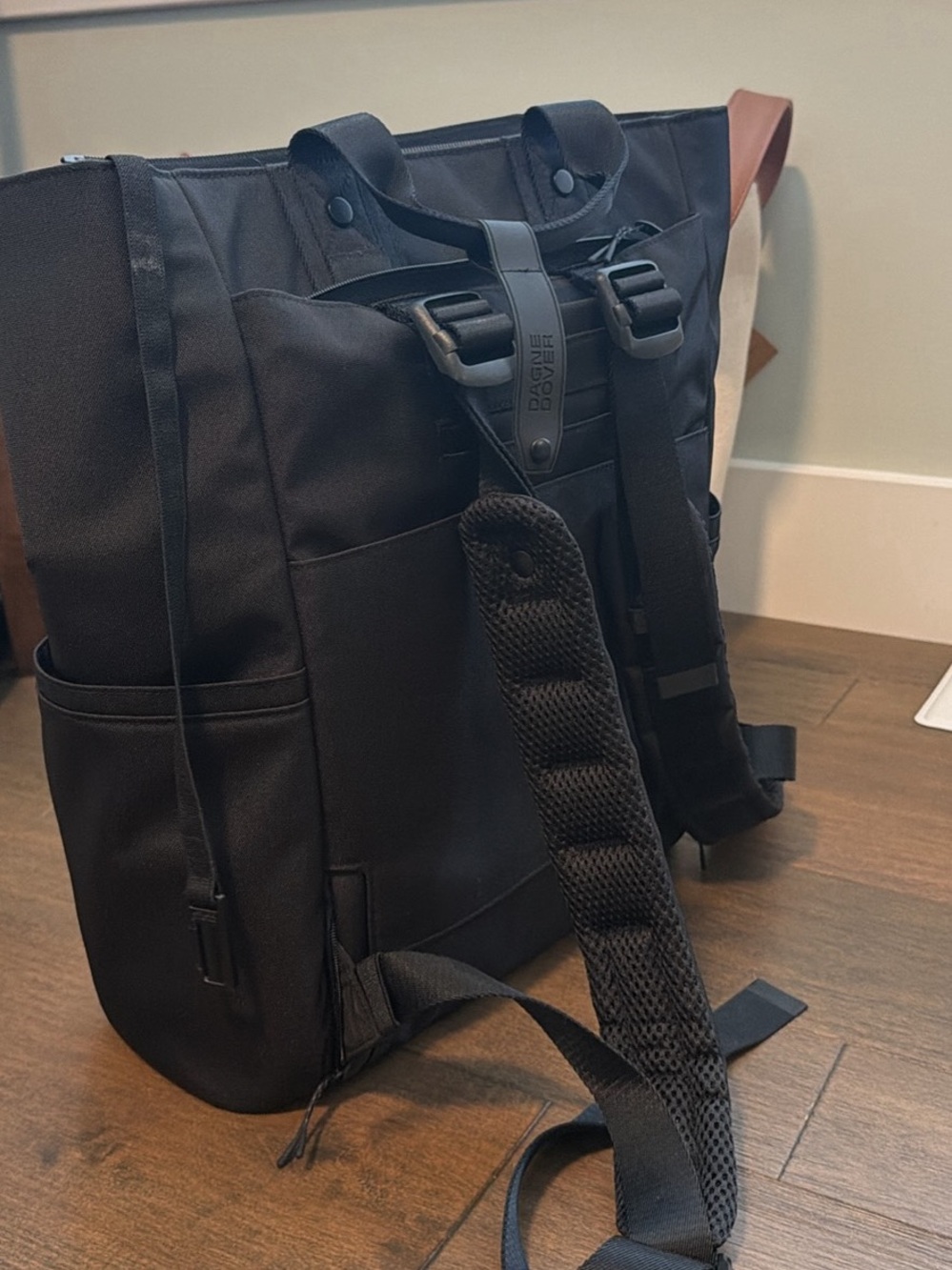 Beis Utility Backpack Tote - Picture 3 of 4